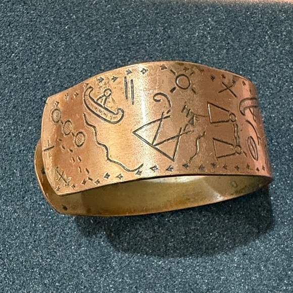 Copper Engraved Women's Bracelet - Picture 8 of 15